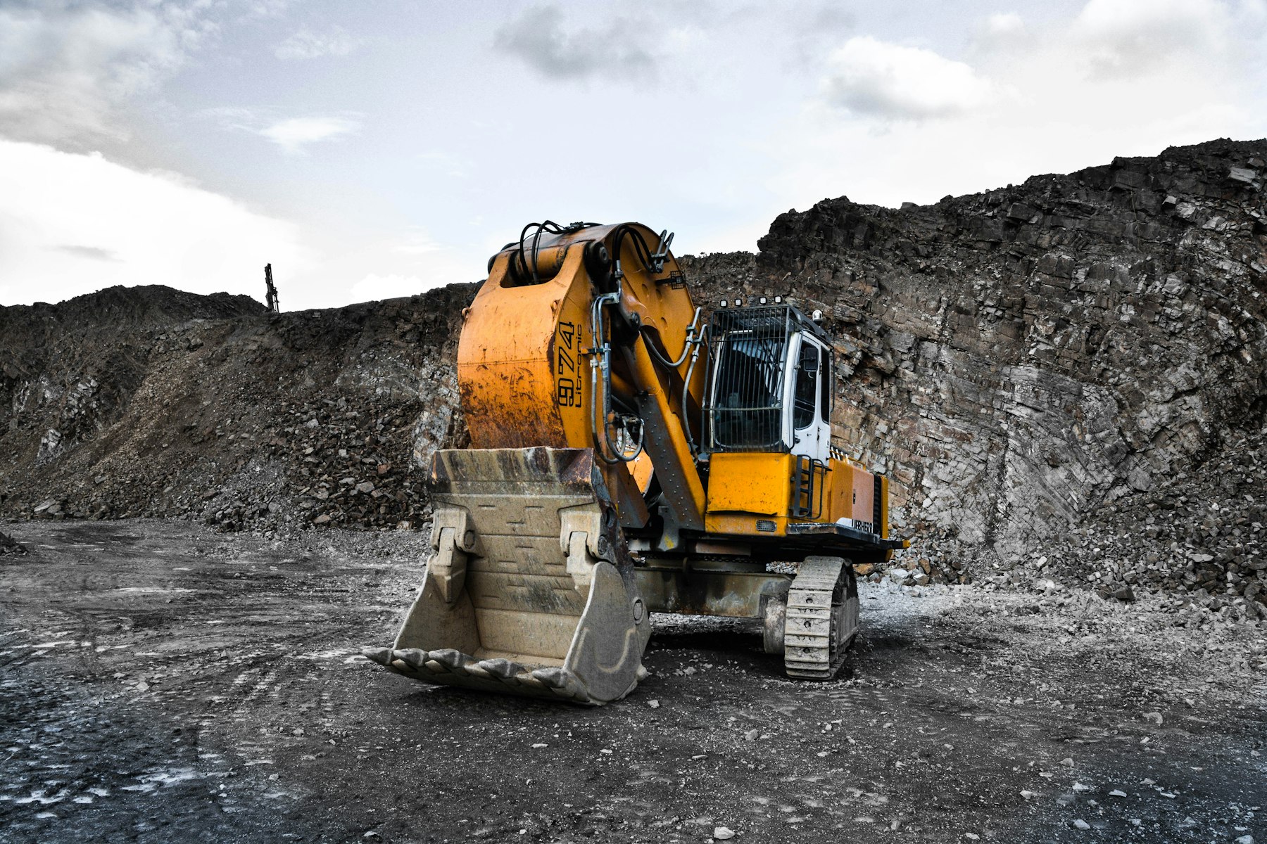 Tons vs. Cubic Yards: Why Both Numbers Matter